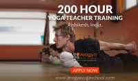 Yoga Teacher Training in Rishikesh, India Yoga Teacher Training in Rishikesh, India