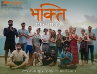 100 Hour Yoga Teacher Training in Rishikesh, India 100 Hour Yoga Teacher Training in Rishikesh, India