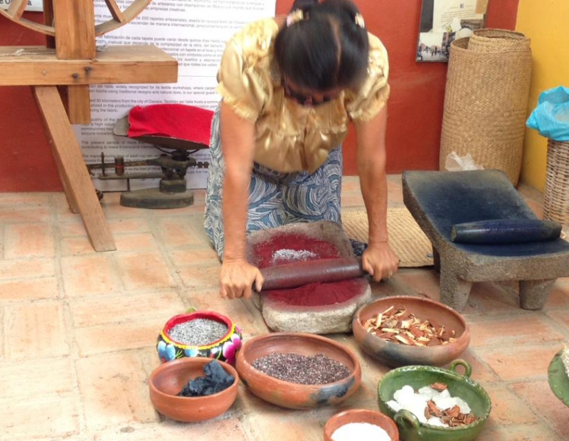 Dyeing and Weaving Workshop in Teotitlán (1 Day)